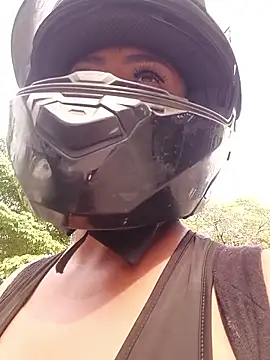 OliviaBurning online show from November 6, 7:31 pm