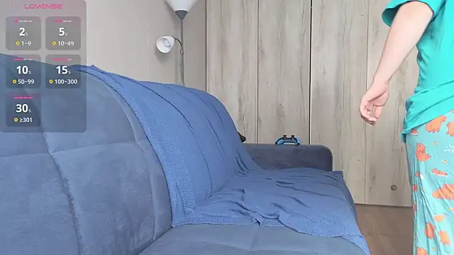 MilaaMilaa online show from April 21, 2:37 am