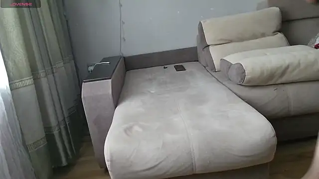 MilaaMilaa online show from November 12, 4:10 am