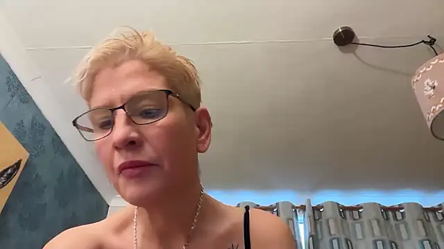 JennyHazel1 online show from January 16, 2:57 pm