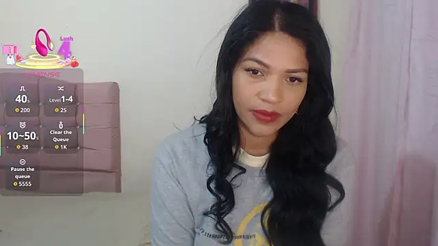 makennaa  online show from March 25, 10:07 am