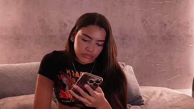 Nicky and Blake online show from December 1, 12:41 pm