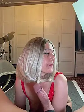 FoxyandTed online show from March 27, 11:33 am