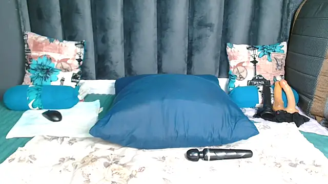 ThickAss90 online show from May 28, 1:58 am