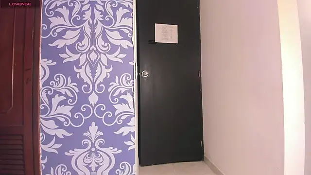 ice queen  online show from September 28, 5:25 am