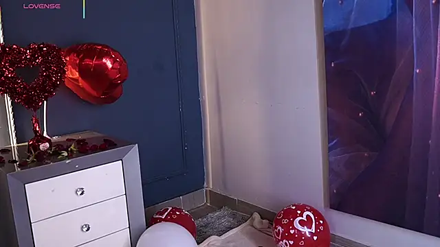 AylinMillerxs online show from February 14, 9:06 pm