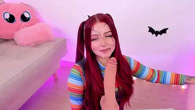 Snapshot of misspaulinaa chatting on October 21, 12:25 am misspaulinaa online show from October 21, 12:25 am