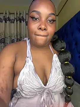 Queenshaz01 online show from June 16, 10:33 pm