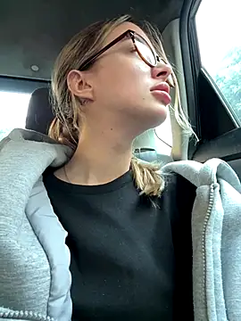 enjoy my beauty online show from December 17, 11:25 am