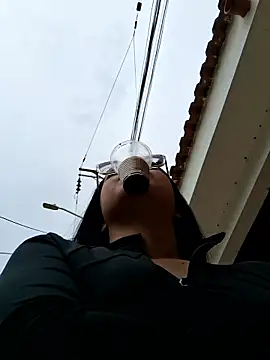 -VICKKY online show from March 14, 3:02 pm