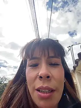 iriiina veneno online show from November 9, 3:19 pm