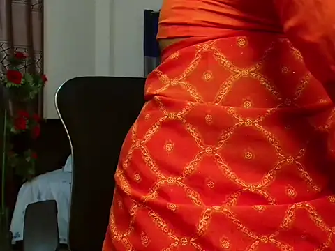 Snapshot of RaishaSEXY chatting on October 4, 2:11 pm RaishaSEXY online show from October 4, 2:11 pm