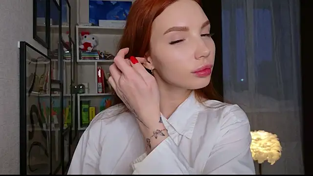 JudyWalkerr online show from January 13, 3:56 am