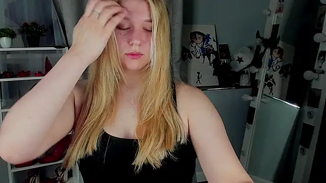 Rebecca Kelly online show from December 18, 2:38 am