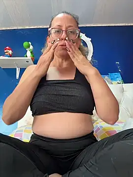 miss hanna07 online show from October 14, 8:33 pm