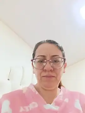 miss hanna07 online show from June 3, 12:39 pm