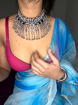 Snapshot of Hot-sexy222 chatting on December 2, 10:16 am Hot-sexy222 online show from December 2, 10:16 am