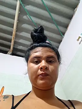 sexy-latin10 online show from September 19, 2:43 am