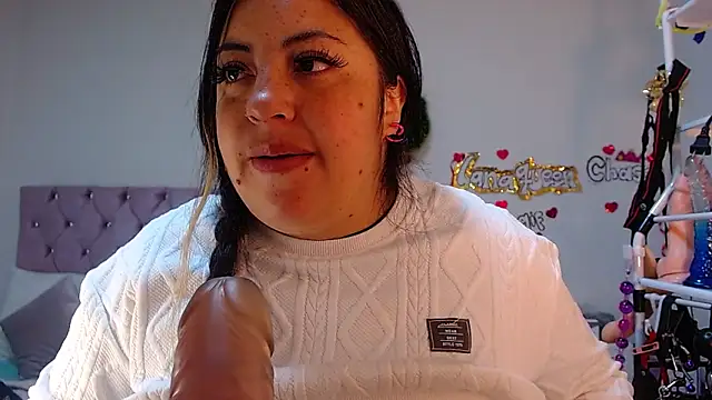 lanaqueen699 online show from January 16, 12:23 pm