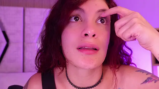 Melany Luv online show from April 20, 9:18 pm