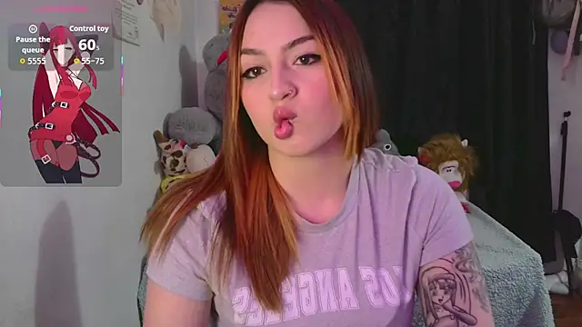 lucycherry   online show from September 11, 2:12 am