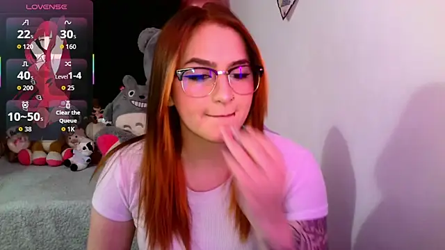 lucycherry   online show from October 10, 2:38 am