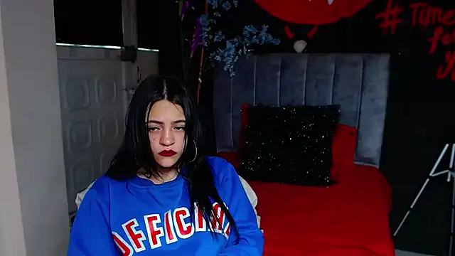 Violettasquirt online show from March 19, 2:32 pm