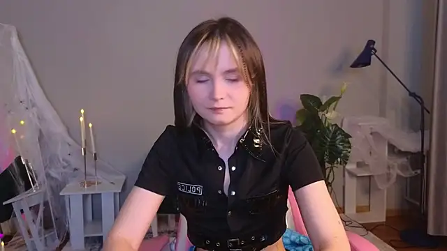 CiriRianonn online show from October 28, 4:29 am