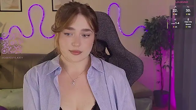cosycute  online show from August 9, 6:22 pm