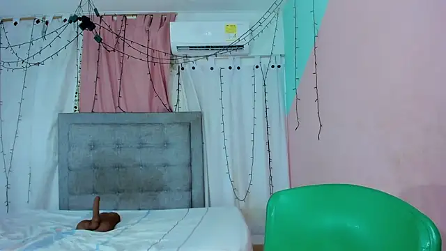 valentina 0  online show from September 23, 4:10 am