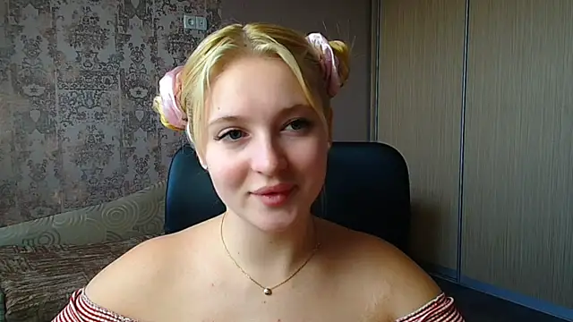 Milka kiss  online show from March 12, 12:52 pm