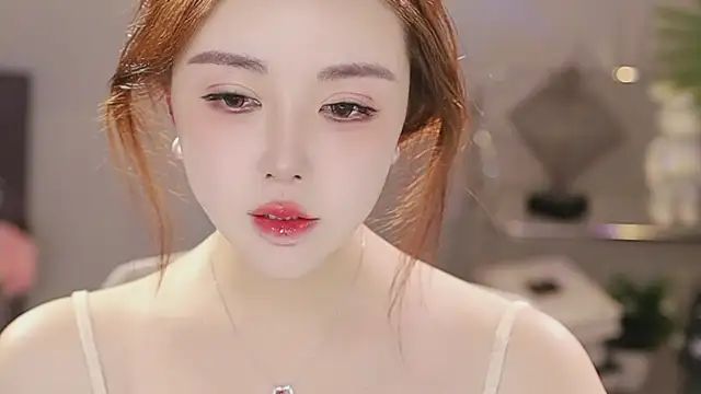 Qiaoqiao  online show from February 4, 12:46 am