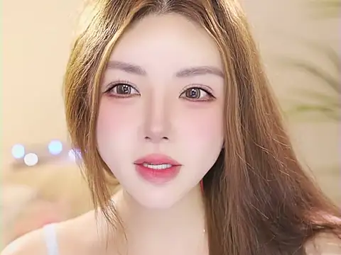 Qiaoqiao  online show from August 3, 4:01 pm