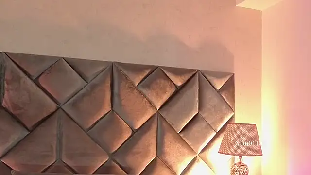 Luisa0110 online show from February 18, 2:38 pm