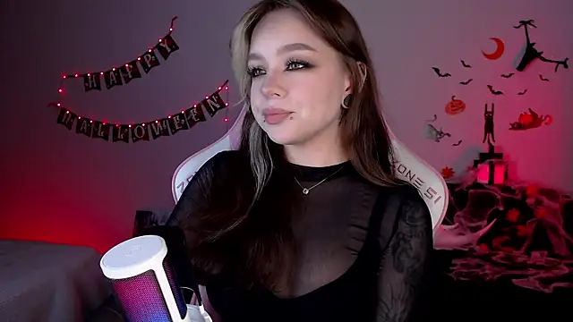 meowceline online show from October 27, 5:08 pm