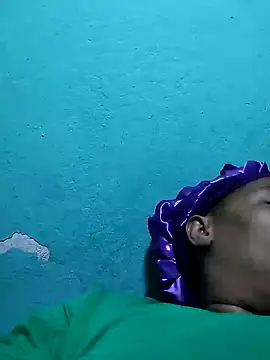Snapshot of Bustyslave48 chatting on September 10, 9:15 pm Bustyslave48 online show from September 10, 9:15 pm