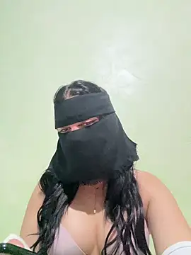 Lolo-Charmouta online show from April 20, 6:22 pm