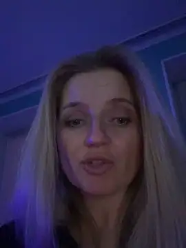 AlisonXCristal online show from March 12, 8:00 pm