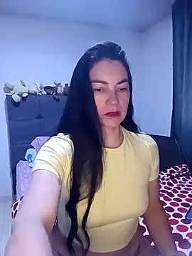 Snapshot of renata_hot1 chatting on September 18, 11:14 pm renata hot1 online show from September 18, 11:14 pm