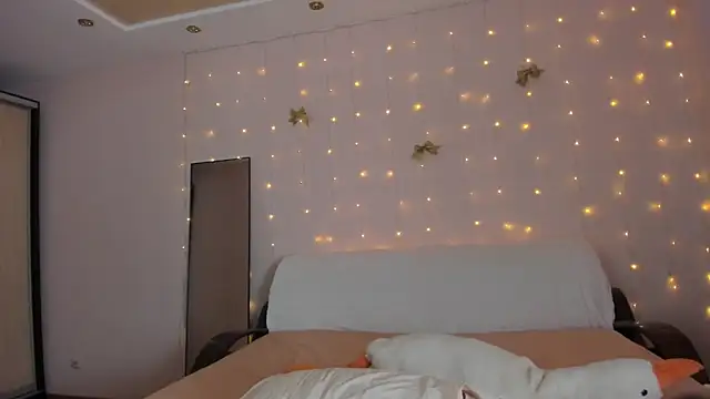 May Flower online show from March 30, 10:37 am