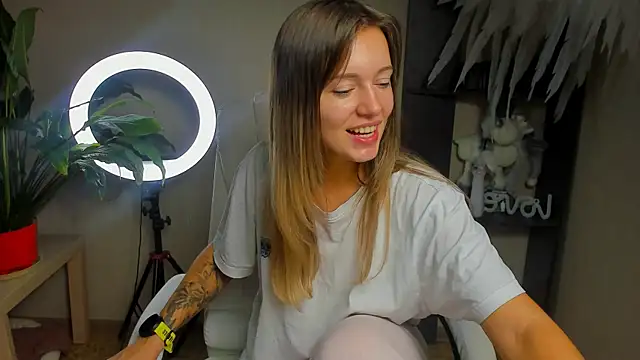 foxy blond online show from October 23, 12:16 am