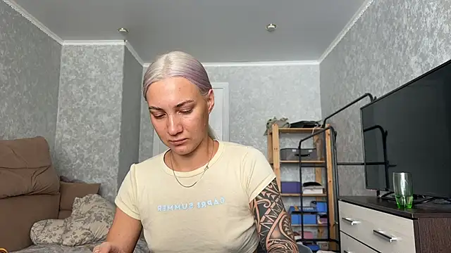 AnneBall online show from March 1, 7:52 am