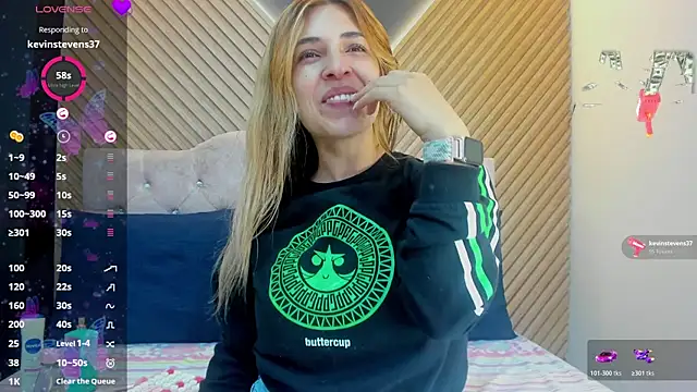 EvaaLovia1 online show from March 27, 2:07 pm