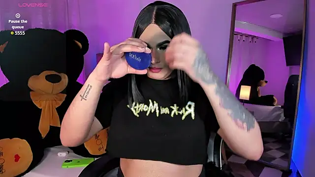 alexia mattel online show from November 29, 8:24 pm