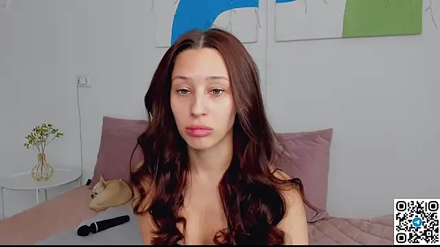 SelenaRousey online show from April 9, 8:53 am