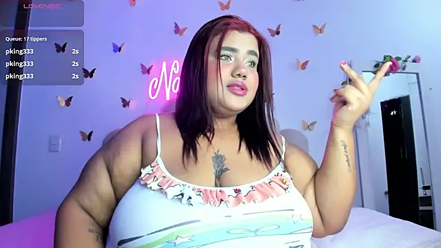 Snapshot of NaomiAsha chatting on October 6, 12:05 am NaomiAsha online show from October 6, 12:05 am