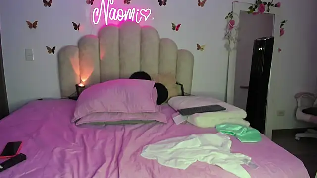 Snapshot of NaomiAsha chatting on September 9, 12:10 am NaomiAsha online show from September 9, 12:10 am