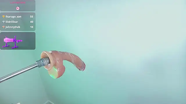 Lizz Tender online show from October 12, 1:35 pm