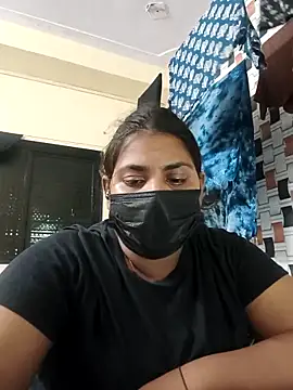 Hotmilfxox online show from May 9, 8:22 pm