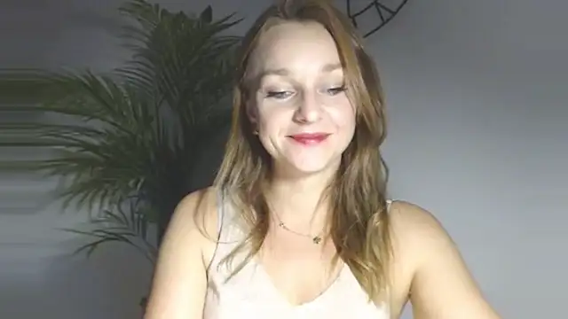 AliciaDesire online show from November 18, 3:35 pm